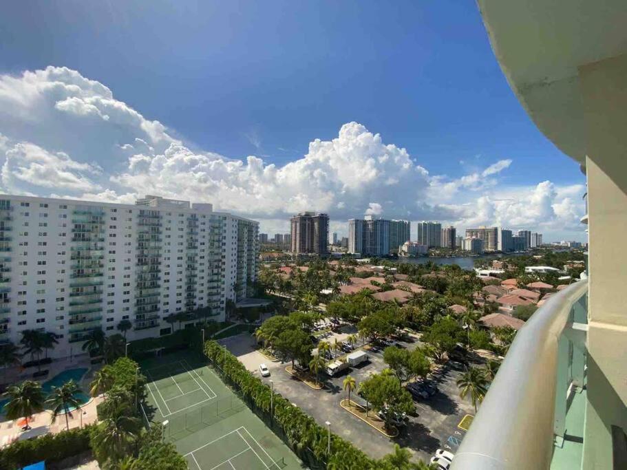 Miami Beach Collins Ave Apartments Free Parking Sunny Isles Beach Esterno foto